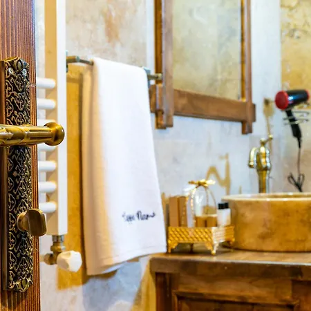 Πανσιόν Cappanar Cave 4*