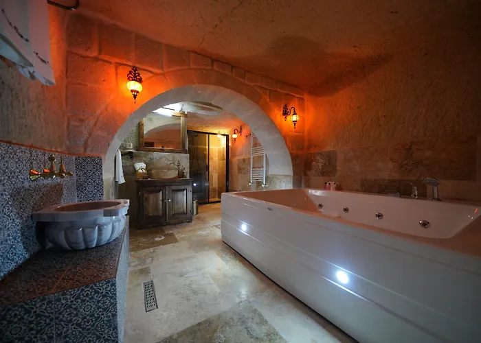 Gasthof Cappanar Cave 4*