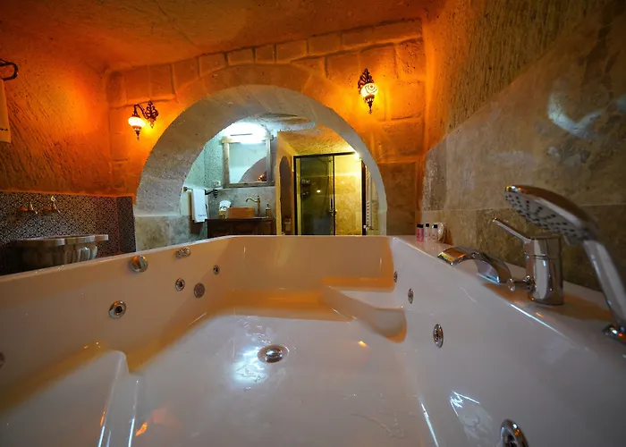 Gasthof Cappanar Cave